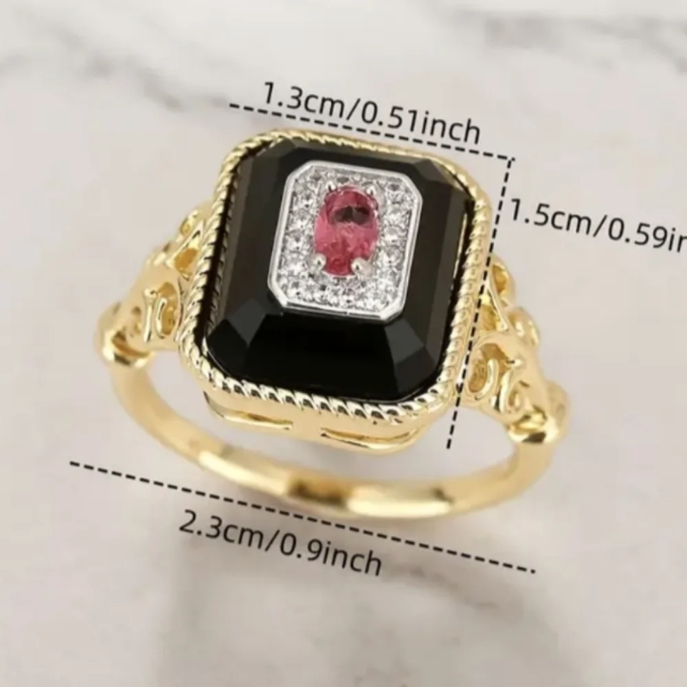 Onyx Base Red & Clear Zirconia Stones Ring Art Decor Gold Oblong Style Sz 8 NWT